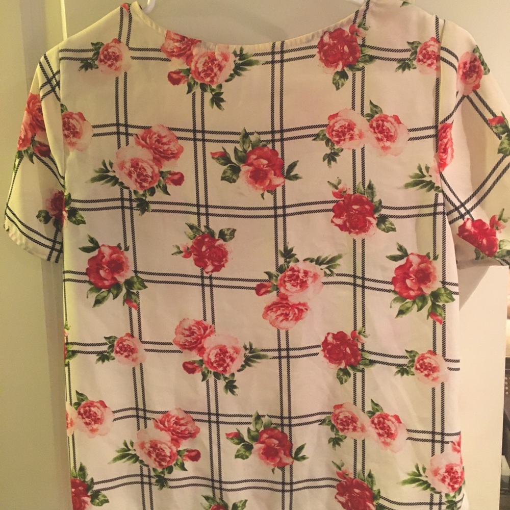 Rose Grid Short Sleeve